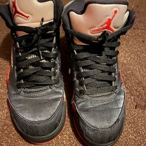JORDAN 5
